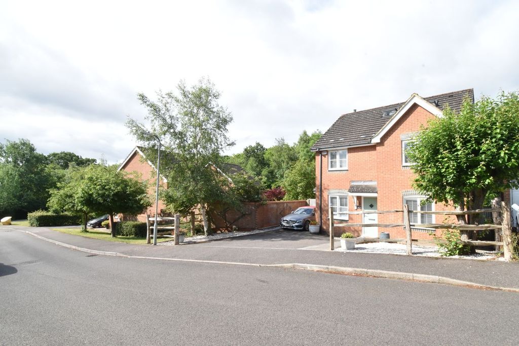 Property photo 1 of 22