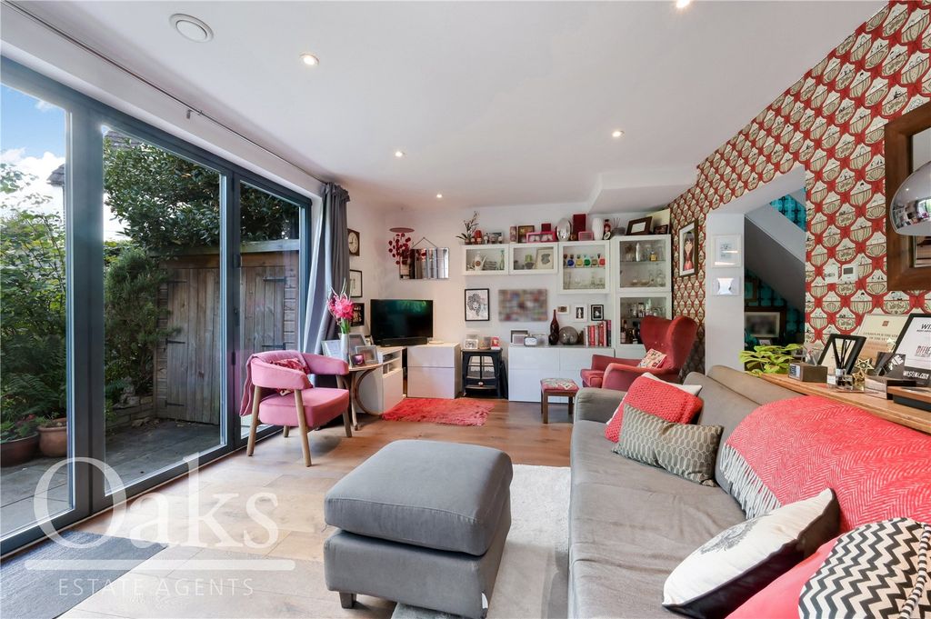 Property photo 3 of 15 Picture No. 06