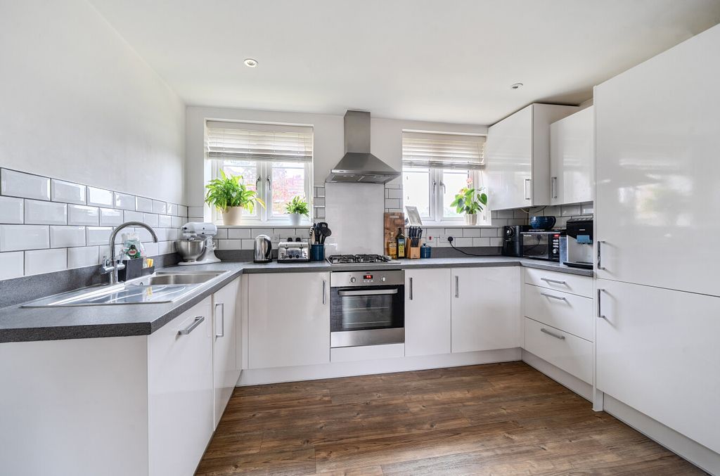 Property photo 3 of 16 1349062-18-68Ca79...