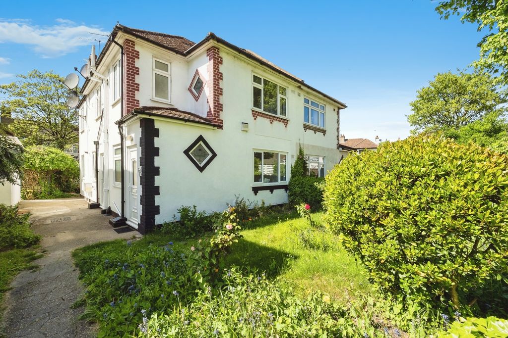 Property photo 1 of 17 Photo