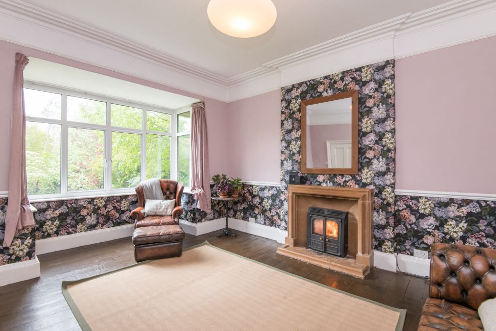Property photo 3 of 42 Sitting Room