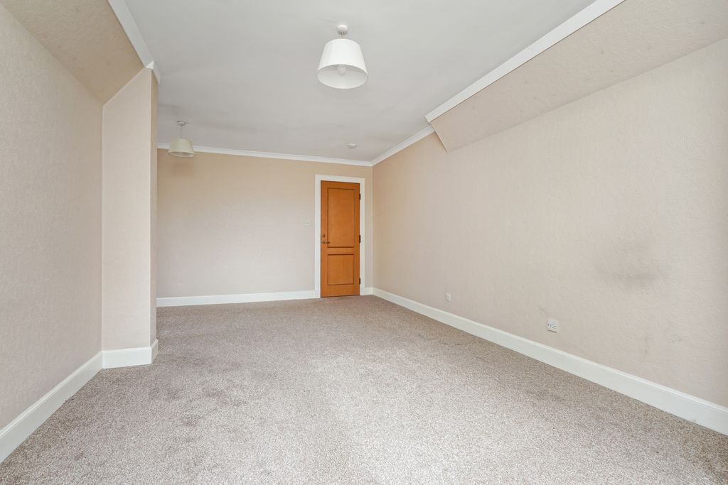 Property photo 3 of 17 Property Image 3