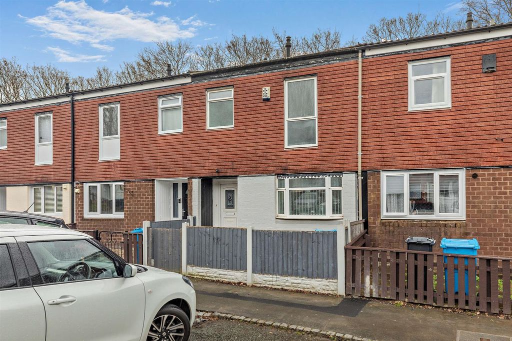 Property photo 1 of 10 8682861-Exterior02-800.Jpg