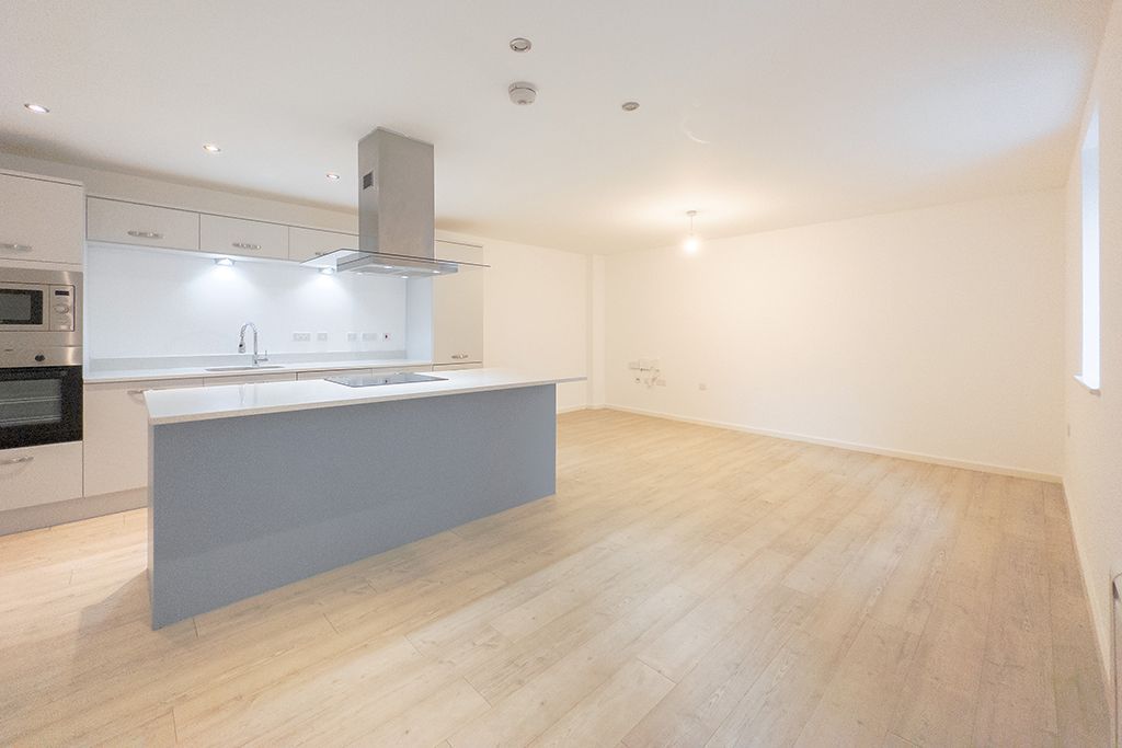 Property photo 1 of 25