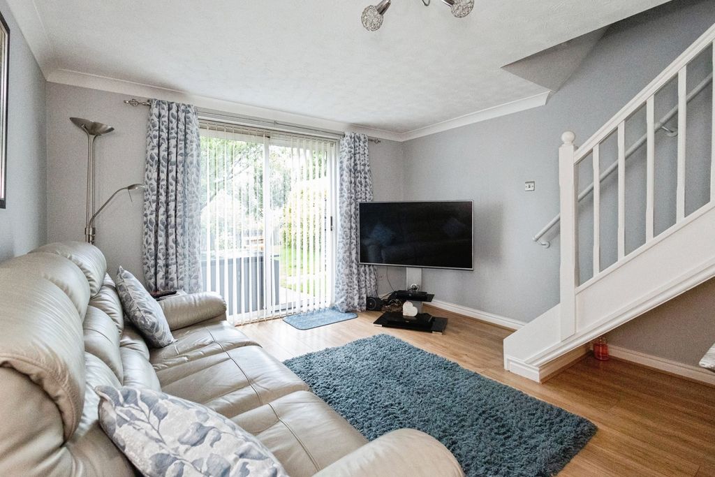 Property photo 2 of 17 Pbox-Img.Jpg