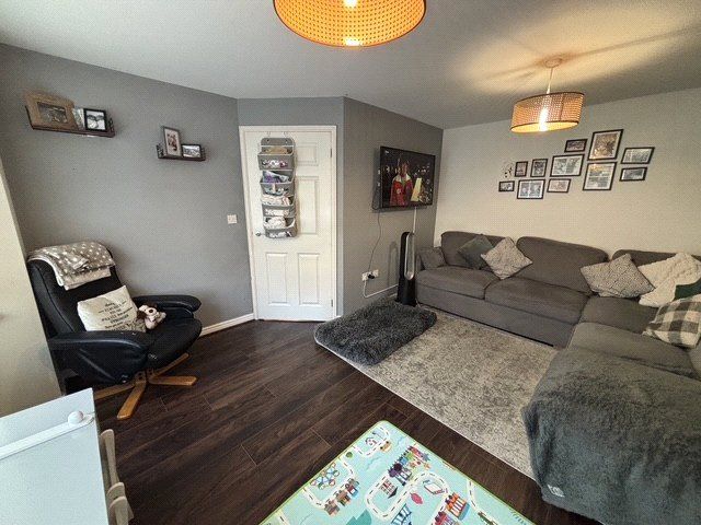 Property photo 3 of 16 Picture No. 08