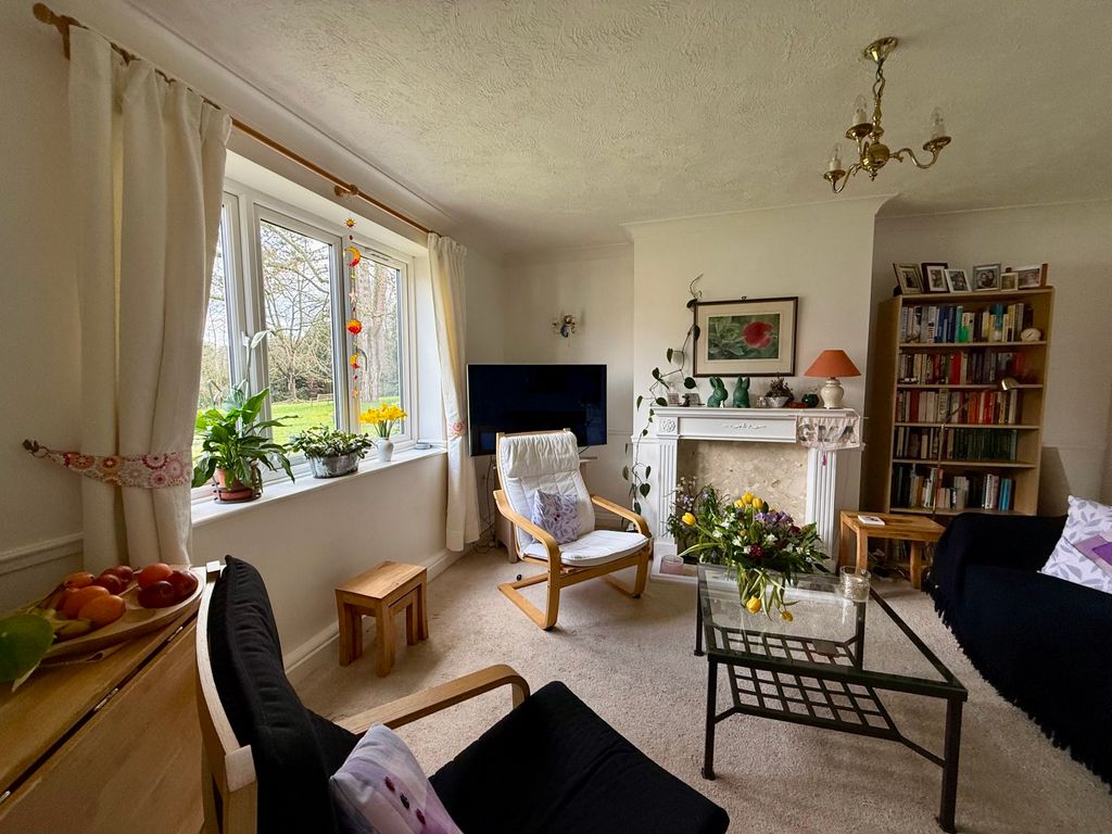 Property photo 2 of 22 Picture No. 18