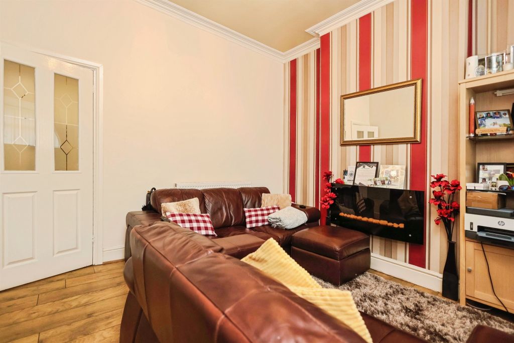 Property photo 3 of 16
