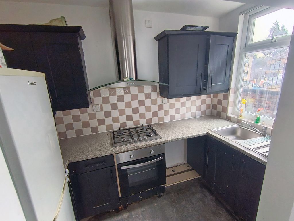 Property photo 3 of 5