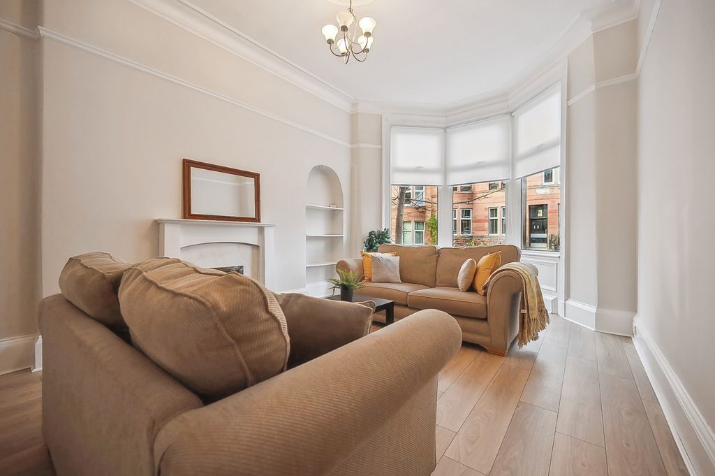 Property photo 2 of 12 3