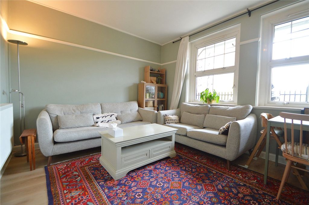 Property photo 1 of 10 Picture No. 11