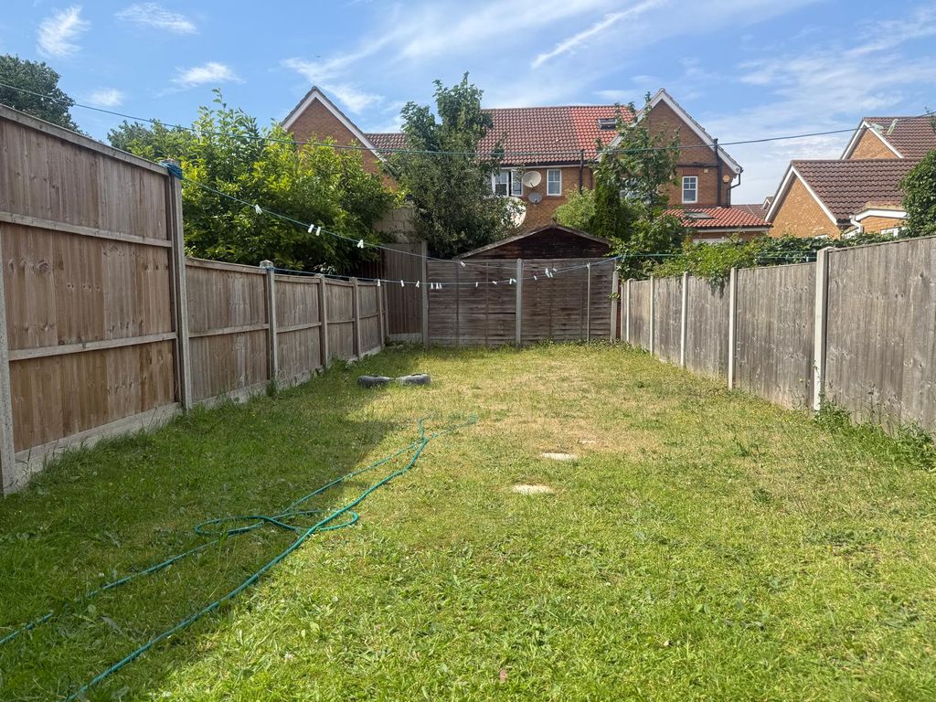 Property photo 3 of 11
