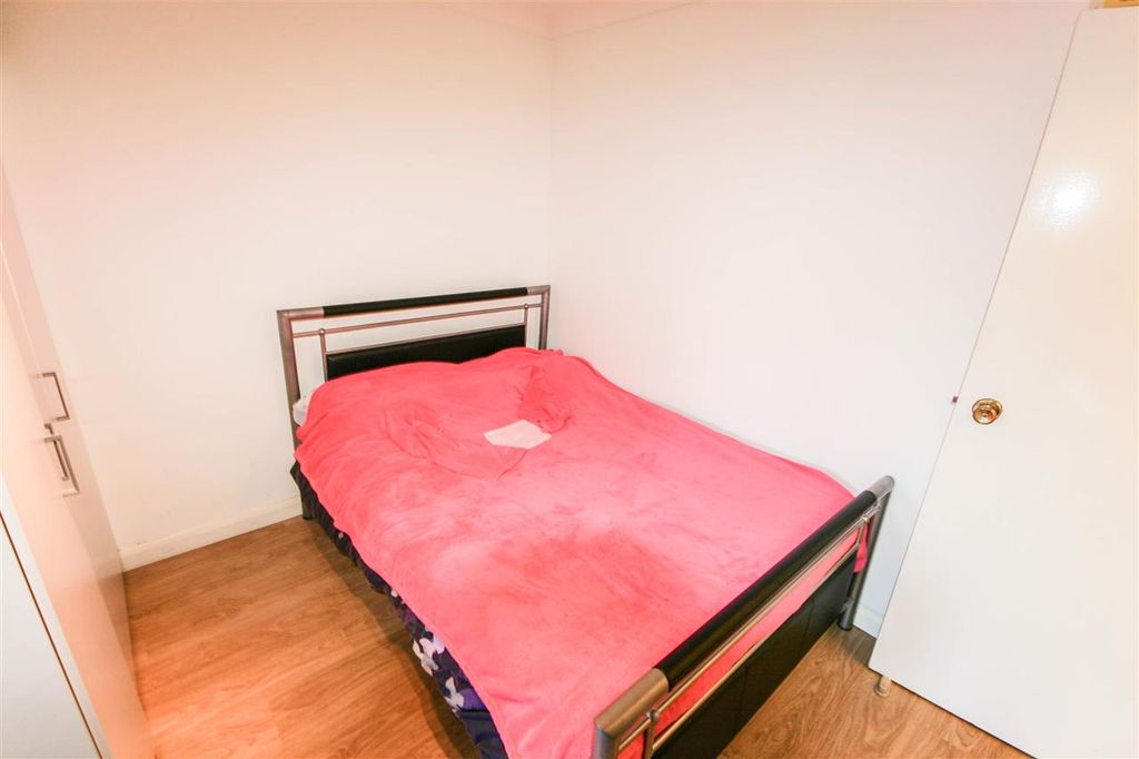 Property photo 2 of 3