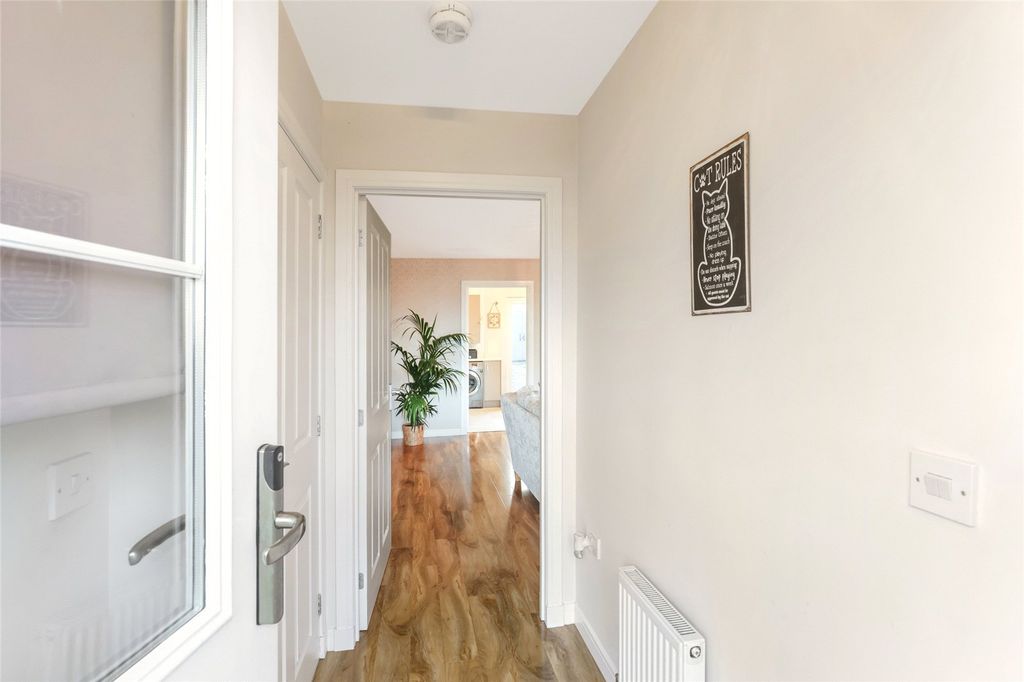 Property photo 2 of 23 Picture No. 02