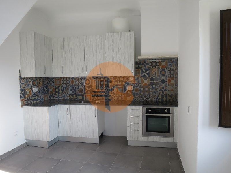 Property photo 3 of 38