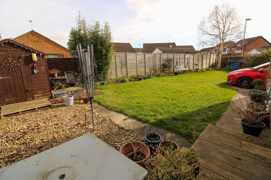 Property photo 2 of 12
