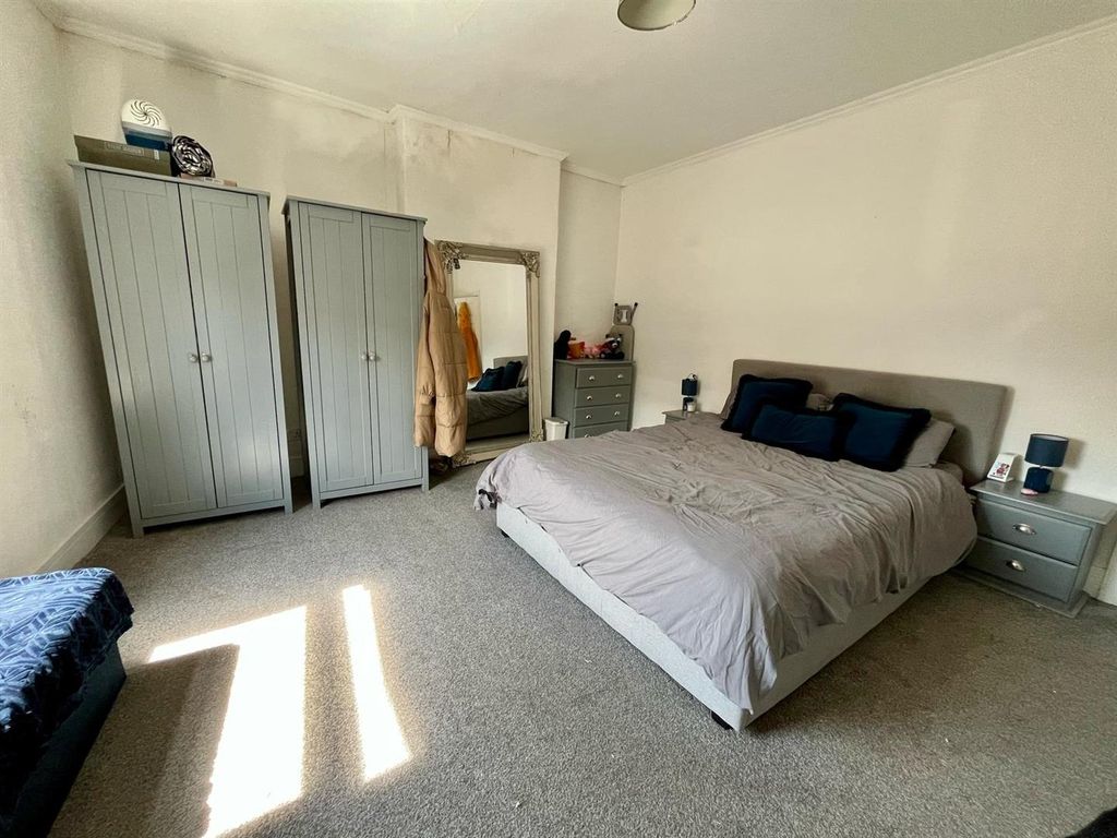 Property photo 1 of 6 d35d6E17-730c-4A42-Ba0F-B7ce17B8Fcb5.Jpg