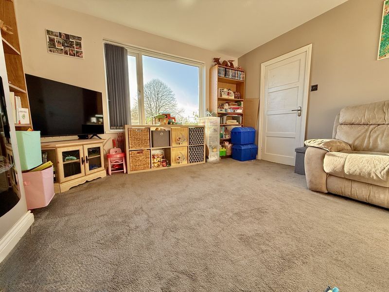 Property photo 3 of 31 Photo 3