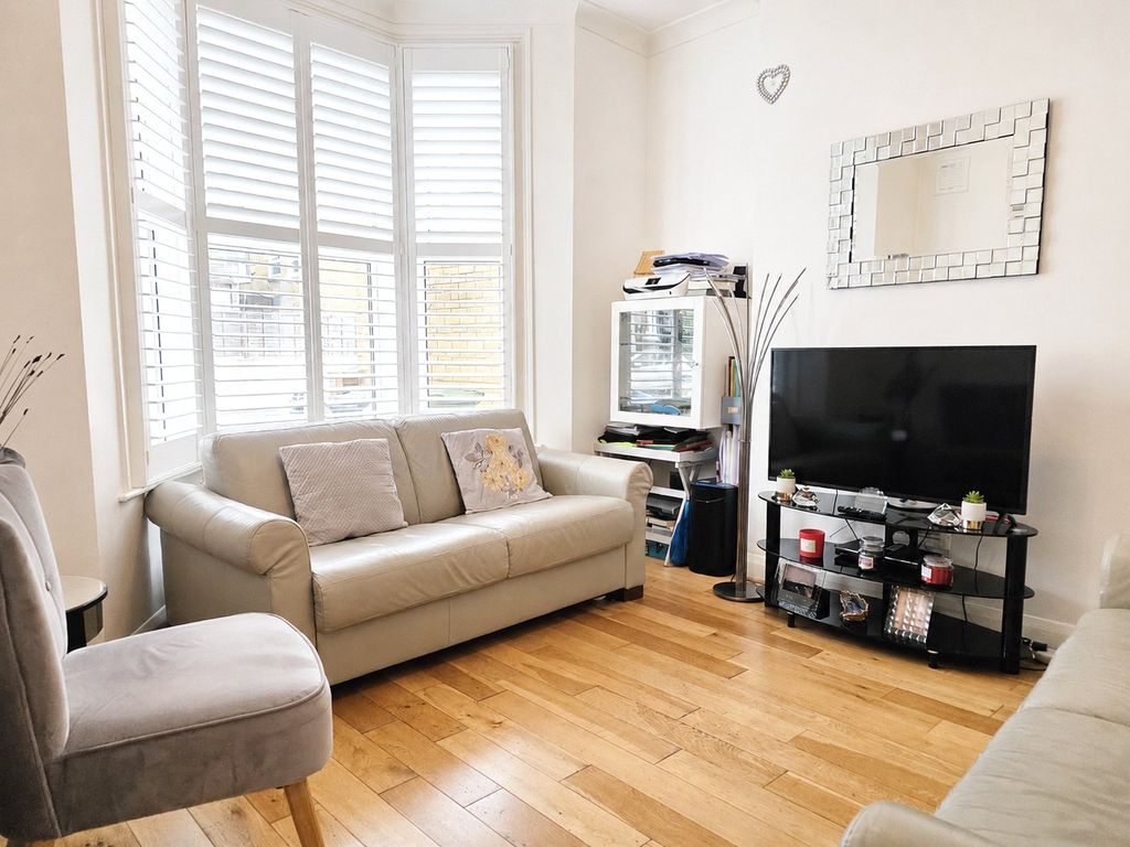 Property photo 2 of 21 Picture No. 77