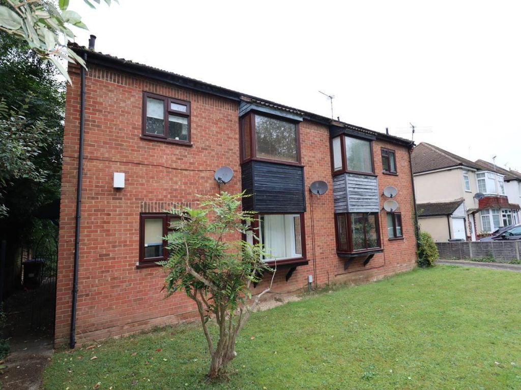 Property photo 1 of 8 12Bedea2-E466-4406-880F-B7E214Bcaf69