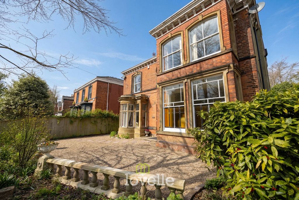 Additional image 56 of 7 bed detached house for saleAbbey Road, Grimsby DN32