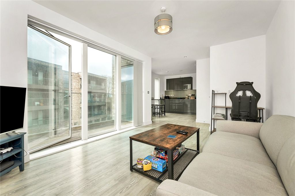 Property photo 2 of 10 Picture No. 04