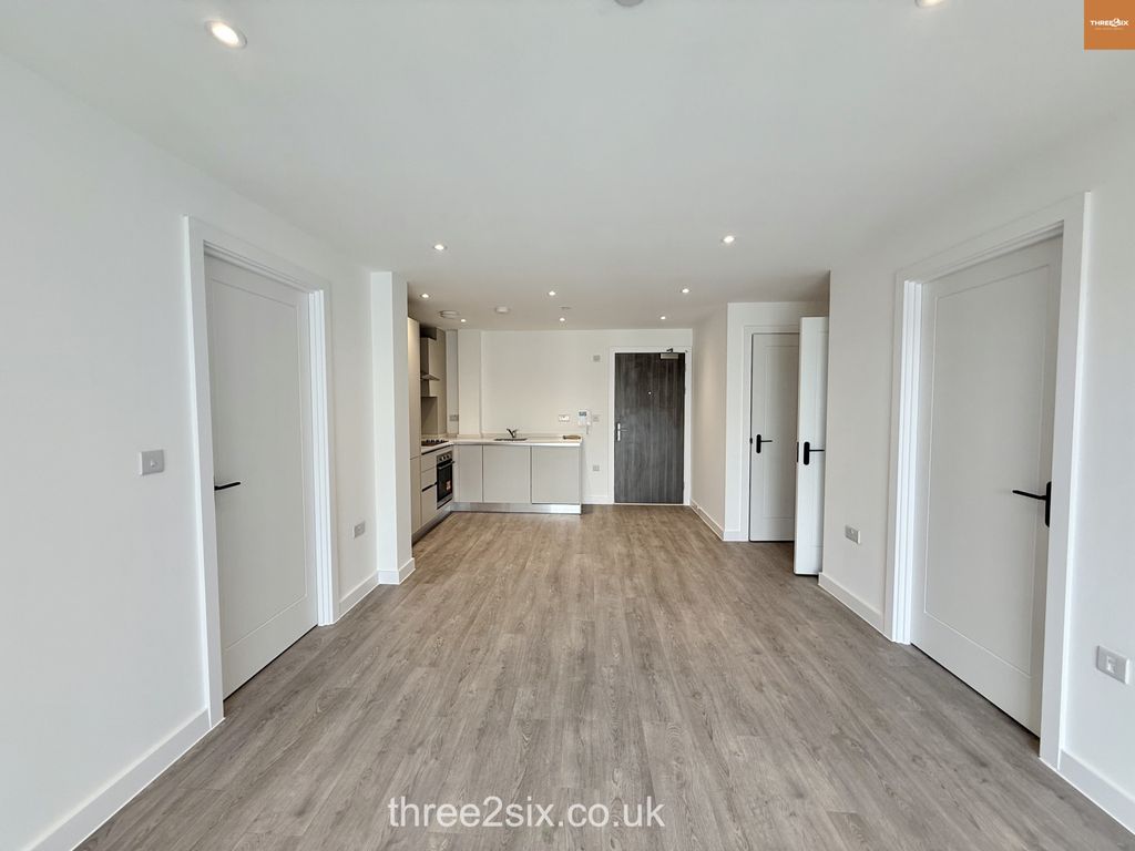 Property photo 3 of 7 Gallery