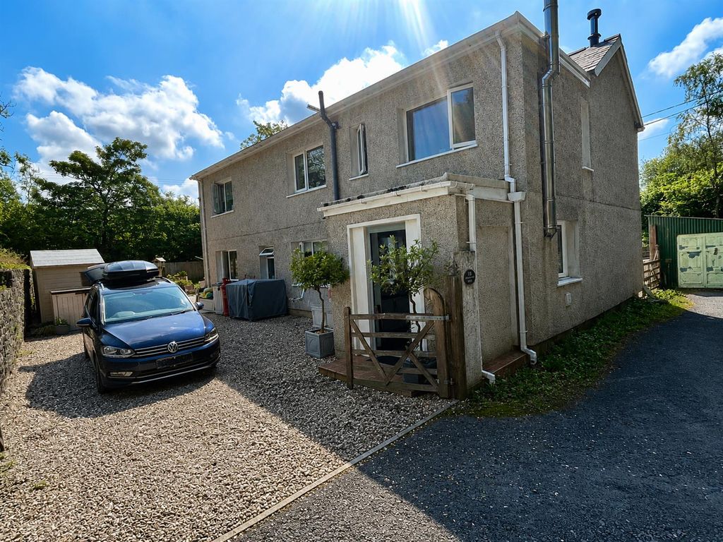 Property photo 1 of 27 Front.Png