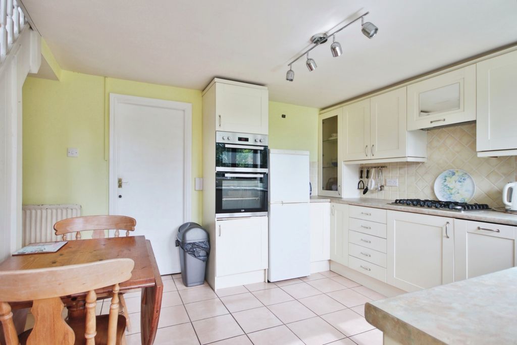 Property photo 3 of 16 3128656