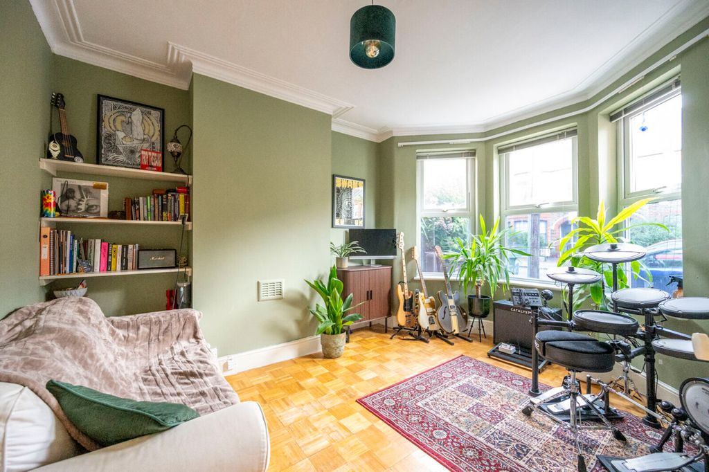 Property photo 2 of 7