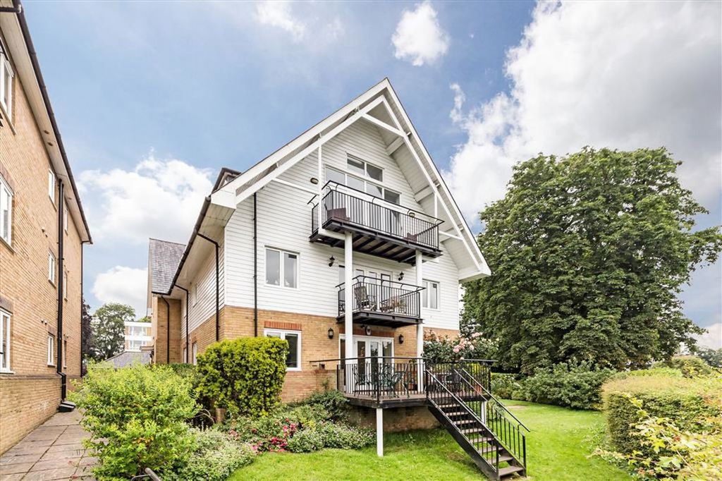 Property photo 1 of 5