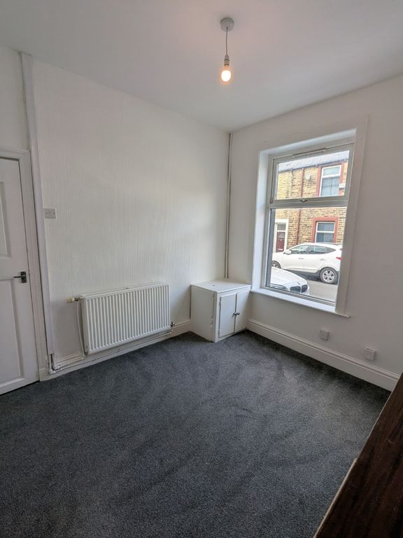Property photo 3 of 25