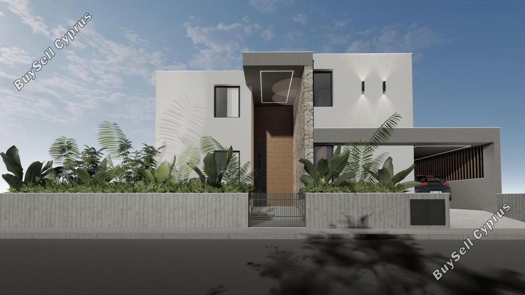 Property photo 3 of 18