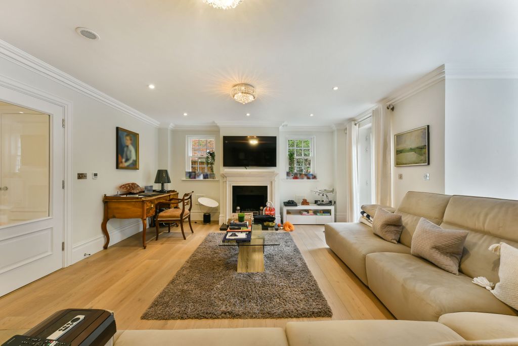 Property photo 3 of 30