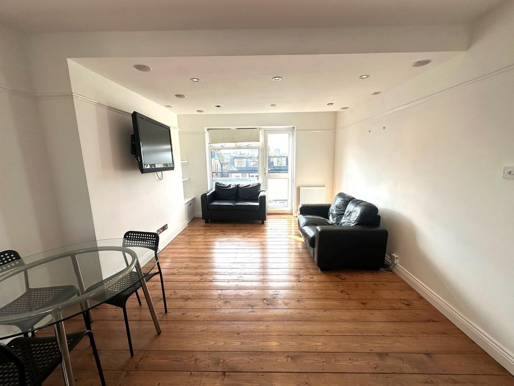 Property photo 2 of 10 Living Room