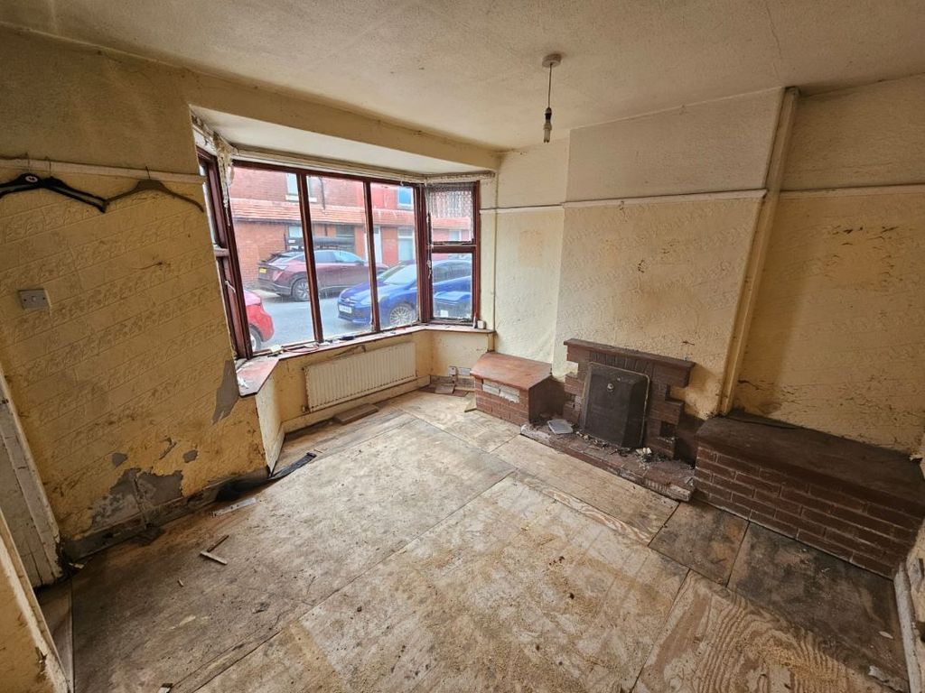 Property photo 2 of 10 Image 2