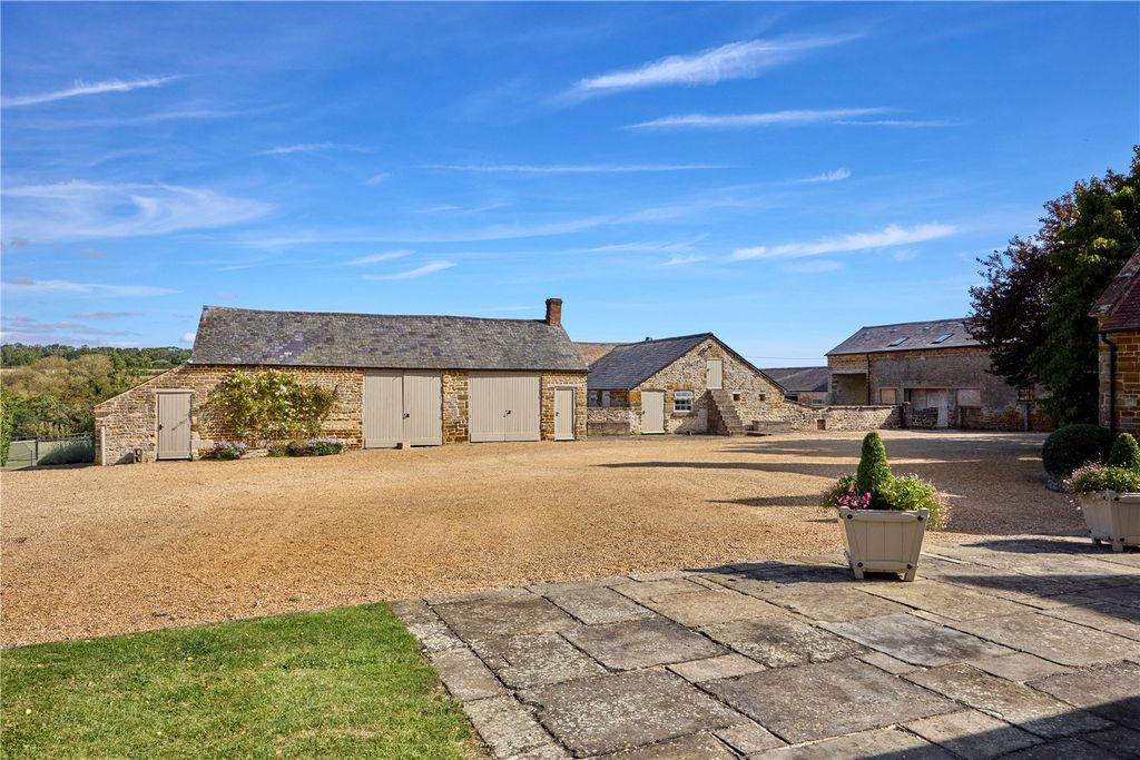 Additional image 15 of 6 bed equestrian for salePlumpton, Towcester, Northamptonshire NN12