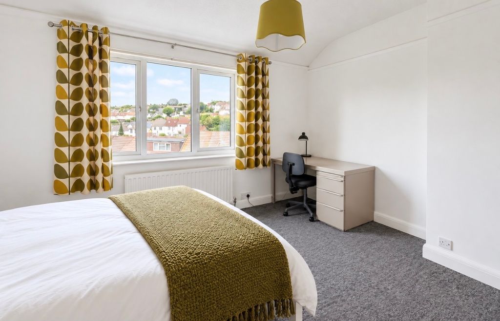Property photo 3 of 15 6098573