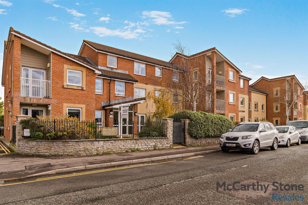 Property photo 1 of 14 Fussells Court