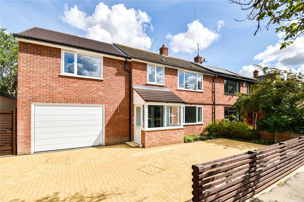 Property photo 1 of 17 Picture No. 22