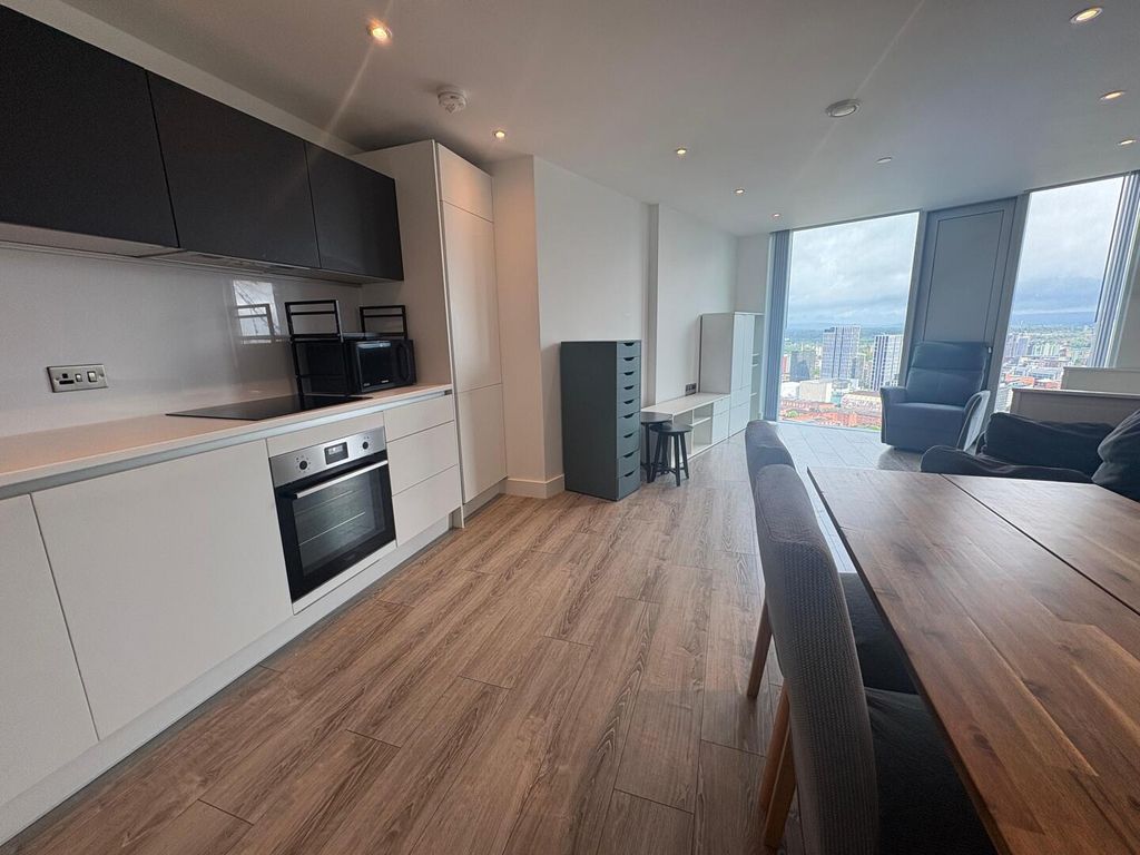 Property photo 1 of 18 Kitchen