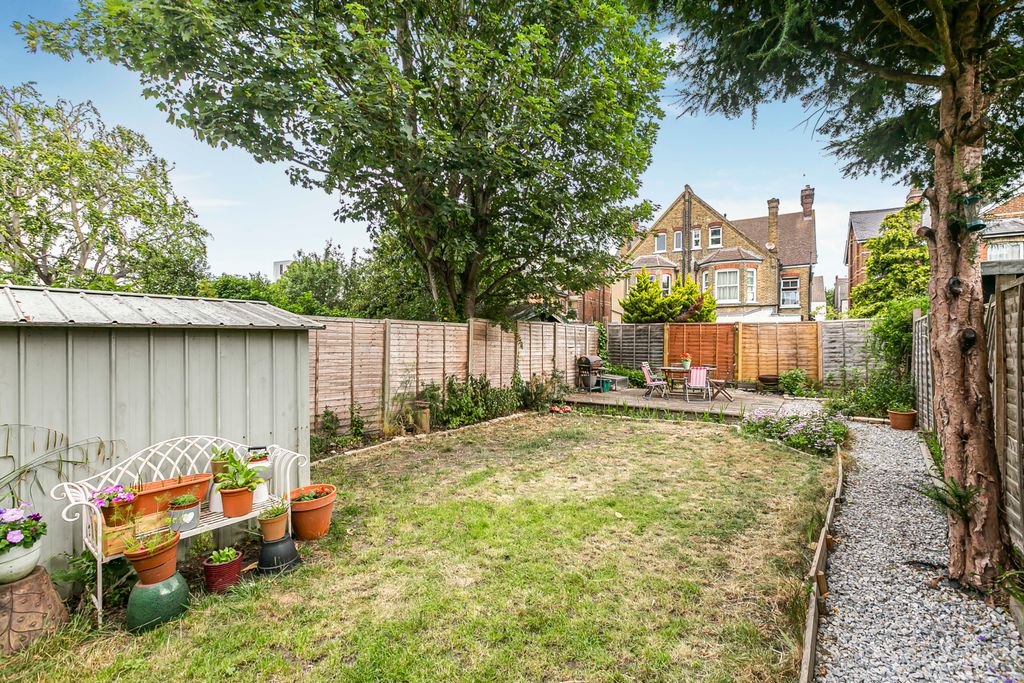 Property photo 3 of 19