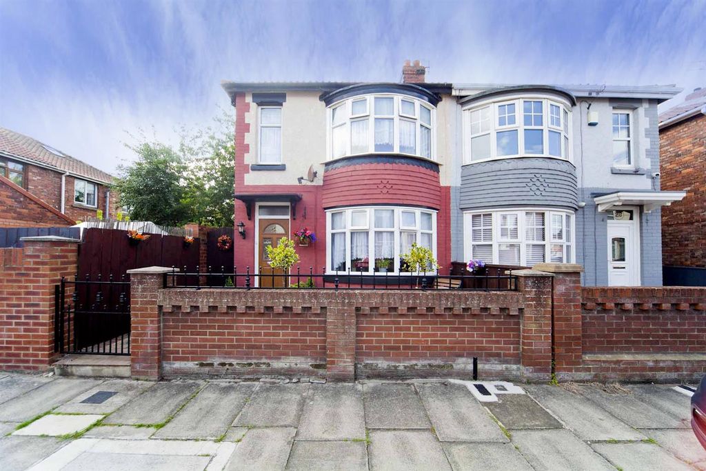 Property photo 1 of 22