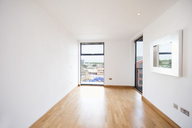 Property photo 2 of 14 Photo 11