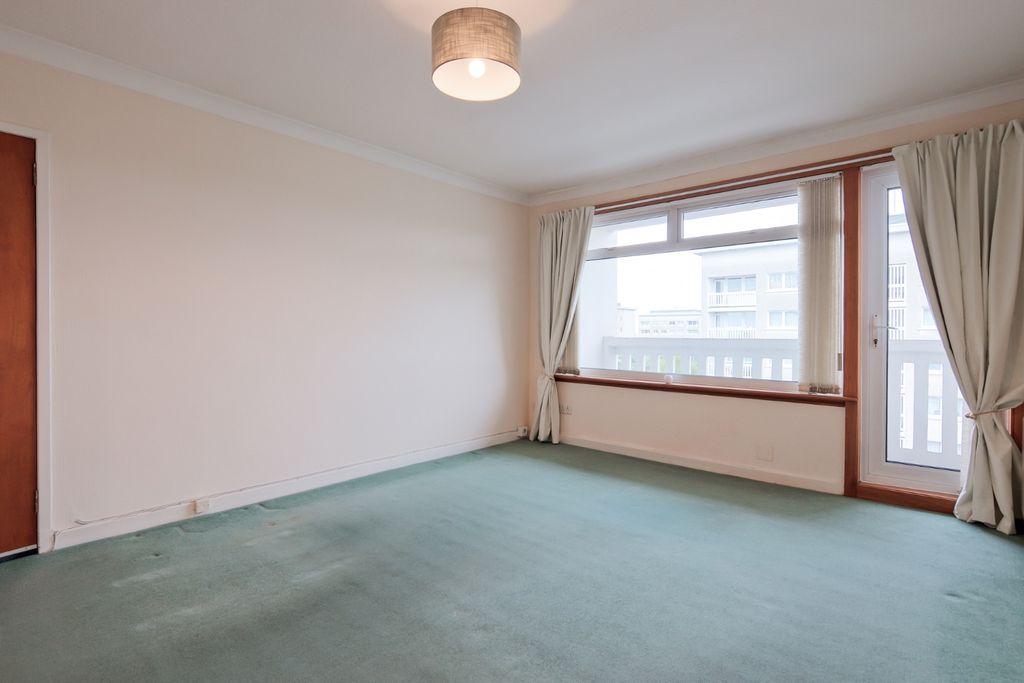 Property photo 3 of 17 5192763