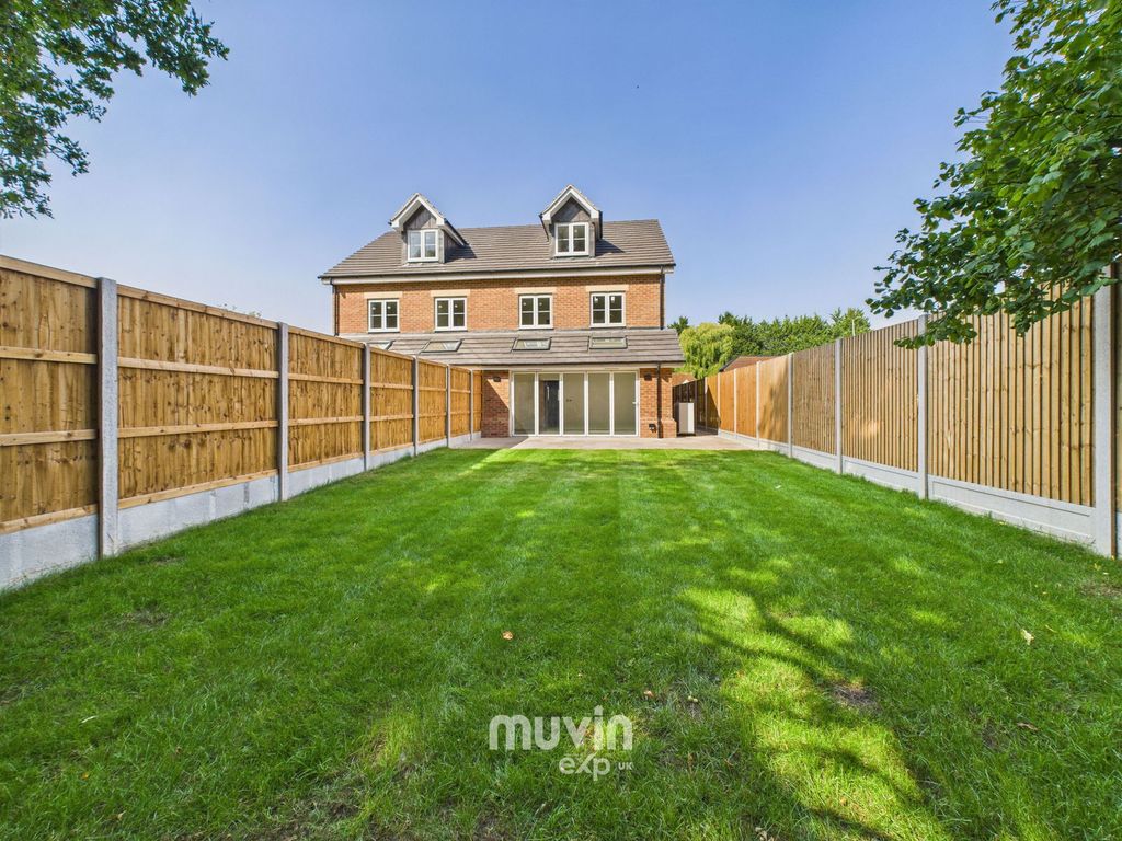 Property photo 2 of 36