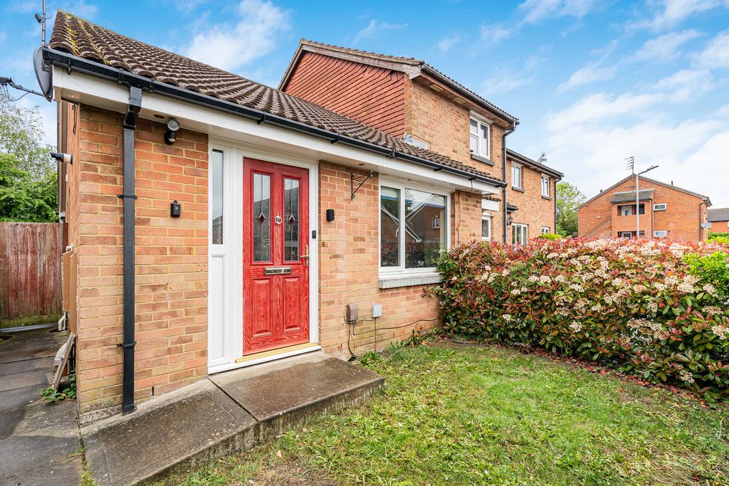 Property photo 2 of 19