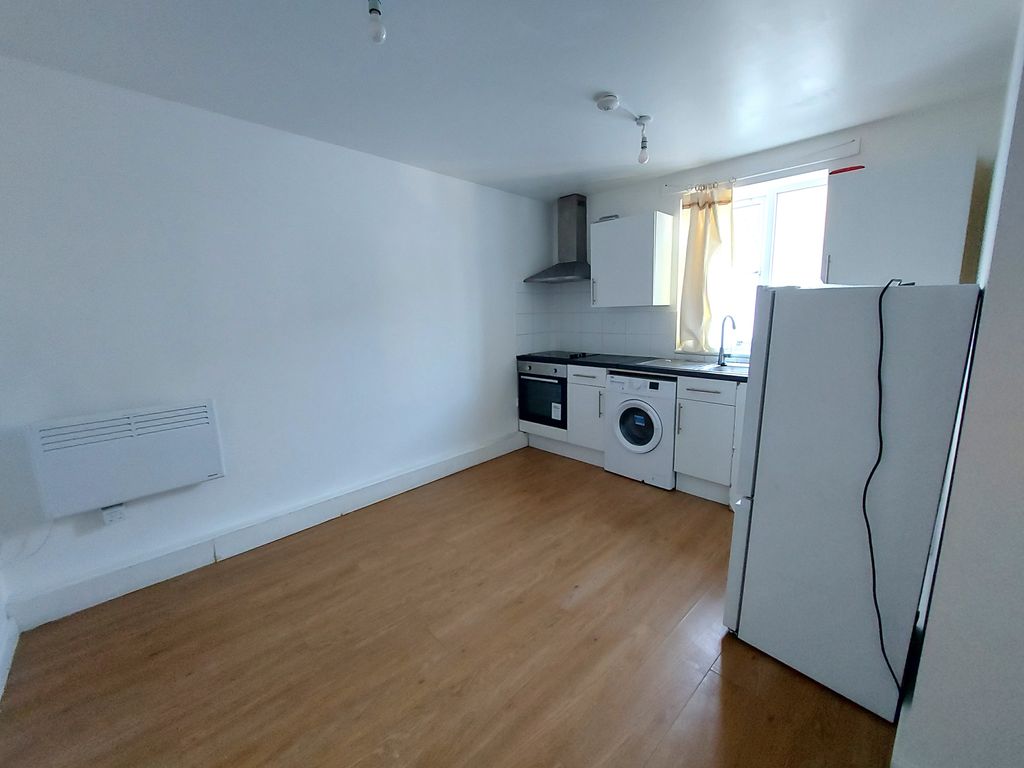 Property photo 1 of 3 One Bedroom Flat