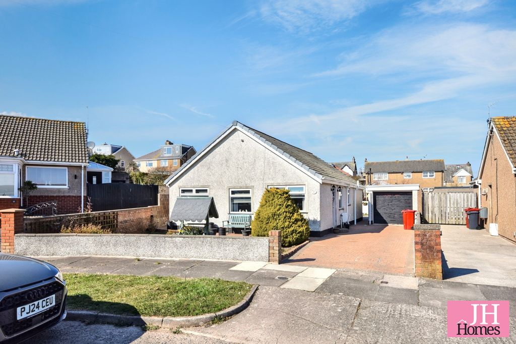 Property photo 1 of 21