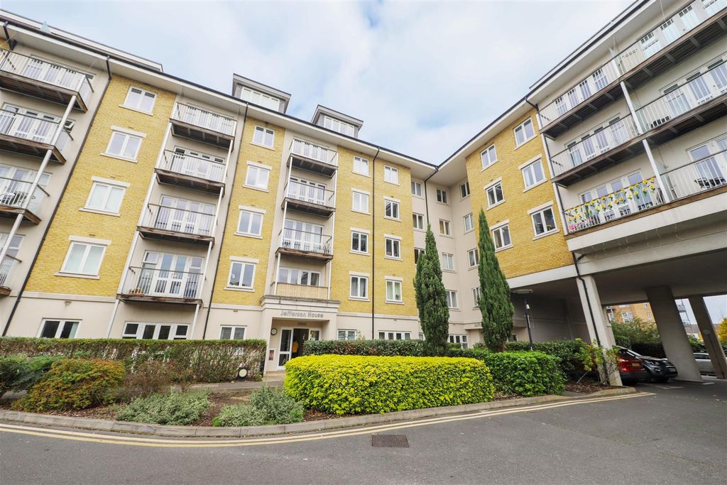 Property photo 1 of 7